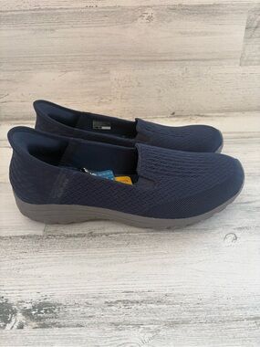 Skechers Women’s Size 9 Hands Free Slip-Ins Reggae Fest 2.0 Guiding Light NWT